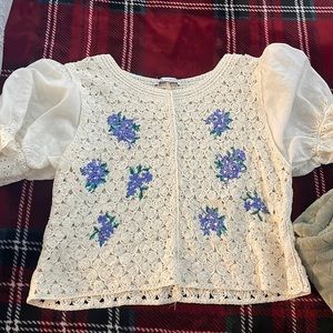Crochet crop blouse